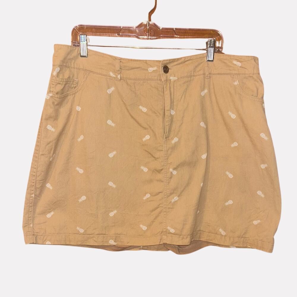 Women Within Women's 18W Tan Pineapple Cargo Shorts Plus Size Pockets